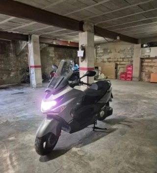 Kymco Xciting 500R Gris