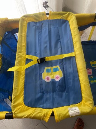 Cuna de viaje infantil con ruedas