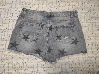 Shorts vaqueros con estrellas