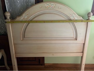 Cabecero madera cama 105 cm floral y silla a juego