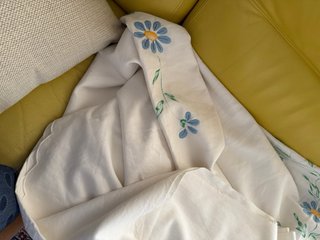 Coperta matrimoniale ricamata a mano