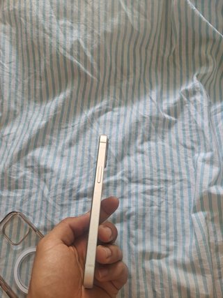 iPhone 13 128GB 100% Batería