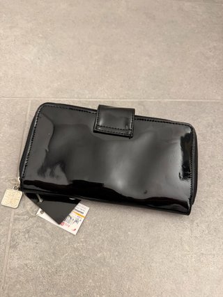 Portafoglio donna Gaudì nero lucido con zip