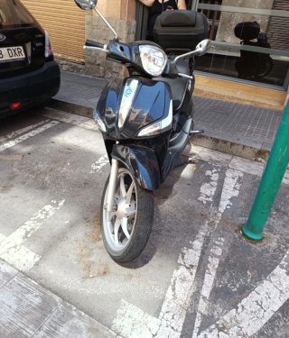 Piaggio Liberty 49cc Negra