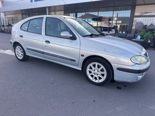 Renault Megane 2000