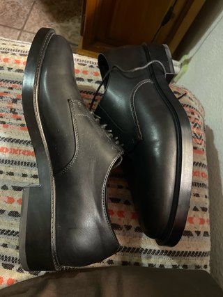 Zapatos de vestir ZARA negros