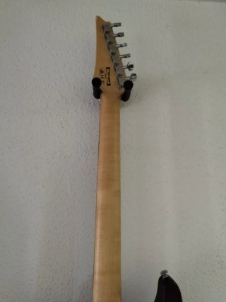Guitarra Eléctrica Ibanez Gio poquísimo uso