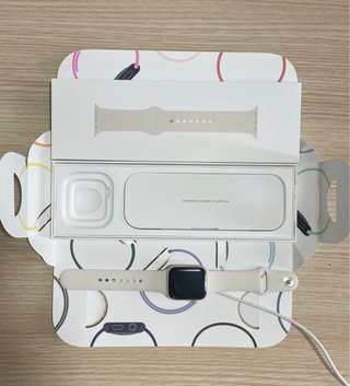 Apple Watch SE 3 Beige/Blanco. En su caja.