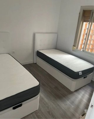 Cama individual con colchon 90x190