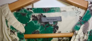 Camisa Tex floral verde y blanca