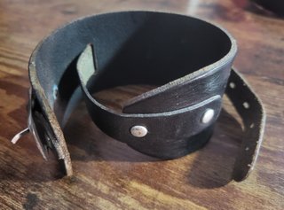 PULSERA BRAZALETE PARA HOMBRE - NEGRO - CUERO