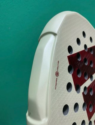 Pala de pádel Adidas Metalbone Reserve