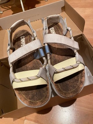 Sandalias Camper Beige y Amarillo