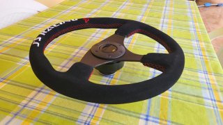 Volante J's Racing 350mm nuovo scamosciato