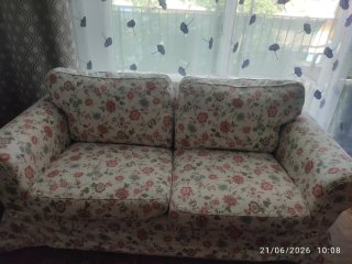 Sofá 2 plazas Ikea Ektorp estampado floral