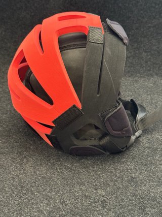 Casco de goma EVA B3
