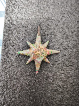Colgante estrella arcilla polimérica hecho a mano