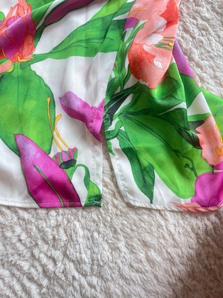 Blusa Zara floral M/38/10 a estrenar