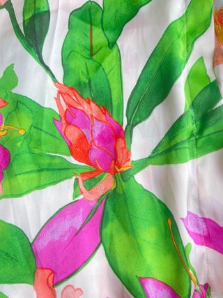 Blusa Zara floral M/38/10 a estrenar