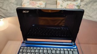 Acer Aspire ONE ZG5 para piezas o reparar