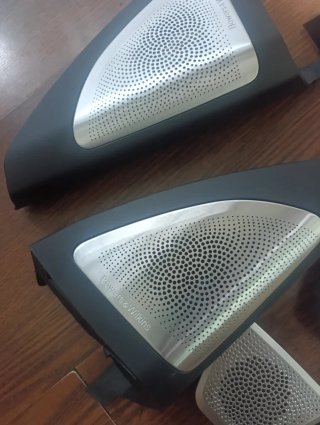 Altavoces y luces BMW Bowers & Wilkins