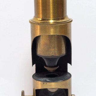Antico Microscopio Portatile in Ottone Fine XIX S.