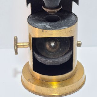 Antico Microscopio Portatile in Ottone Fine XIX S.