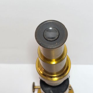 Antico Microscopio Portatile in Ottone Fine XIX S.