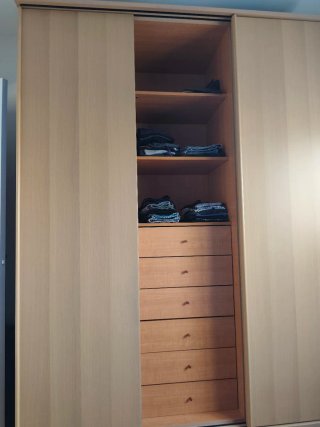 Dormitorio moderno seminuevo