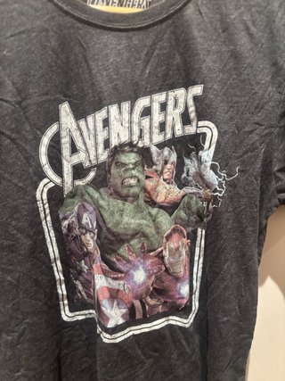 Camiseta Marvel Avengers Talla M