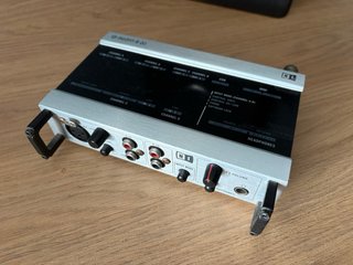 Native Instruments Traktor Audio 8 DJ