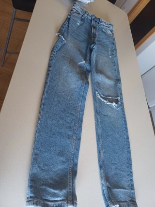 Vaqueros niña Stradivarius Talla 32