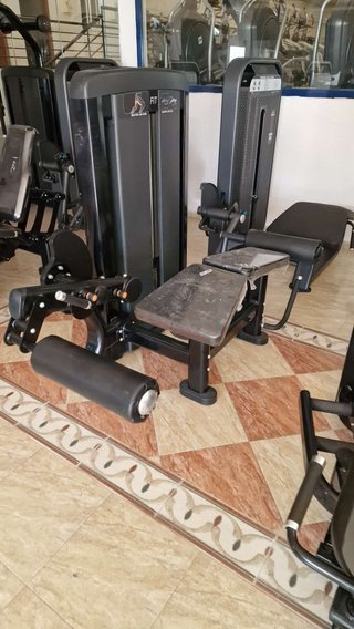 Máquina de gimnasio para entrenamiento