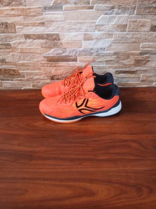 Zapatillas Artengo Futsal Naranja y Negro