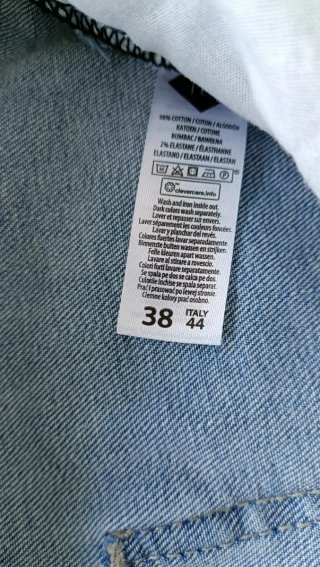 Pantalón corto vaquero niño.