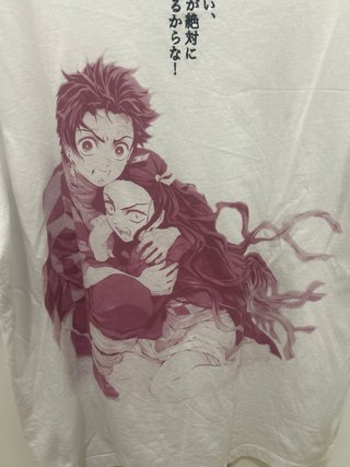 Camiseta Bershka Demon Slayer Talla M