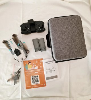 DRONE M107 PLEGABLE CÁMARA DUAL HD + MALETÍN + 2 B