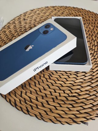 iPhone 13 256GB Azul