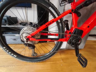 Bicicleta Eléctrica BH ATOM LYNX 8.1