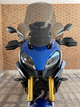 BMW F900XR