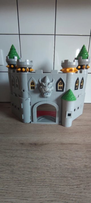 Castillo Bowser Juguete
