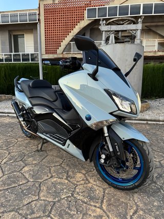 Yamaha TMAX 530 Maxi Scooter