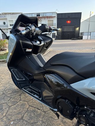 Yamaha TMAX 530 Maxi Scooter