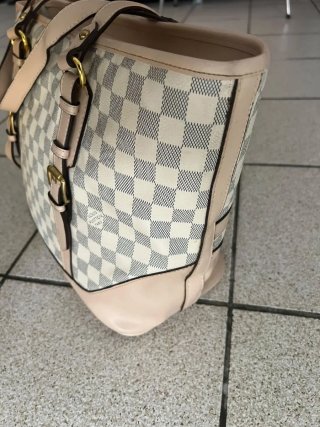 Borsa Louis Vuitton Beige/Bianca
