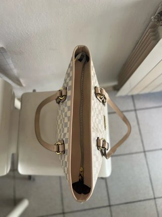 Borsa Louis Vuitton Beige/Bianca