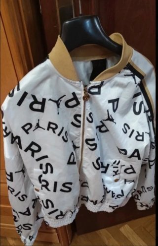 Chaqueta Paris Jordan Blanca y Dorada