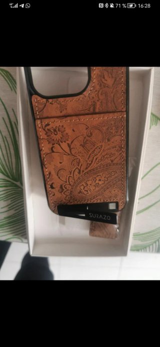 Carcasa iPhone 11 Pro cuero + llavero