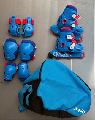 Patines Decathlon Talla 26-28 + Protecciones +b