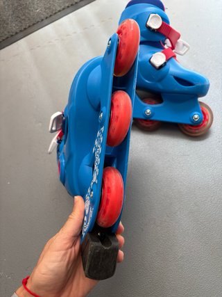 Patines Decathlon Talla 26-28 + Protecciones +b
