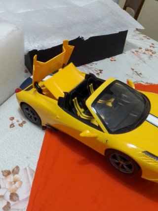 Ferrari 458 A speciale  con capotta che si apre